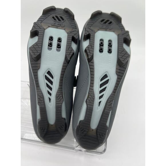 Louis Garneau Multi Air flex Bike shoe. Size US 8 EU 39 B99 - Picture 5 of 7